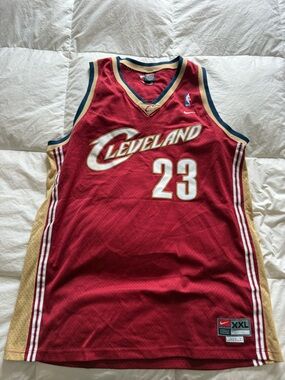 Vintage Lebron James Cleveland Cavaliers Nike Team Jersey Size 2XL